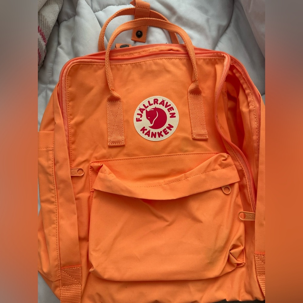 Fjällräven Kånken Backpack in Sunstone Orange